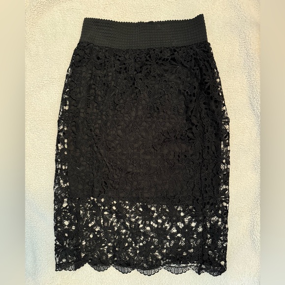 Black lace layered pencil skirt medium - Picture 1 of 1